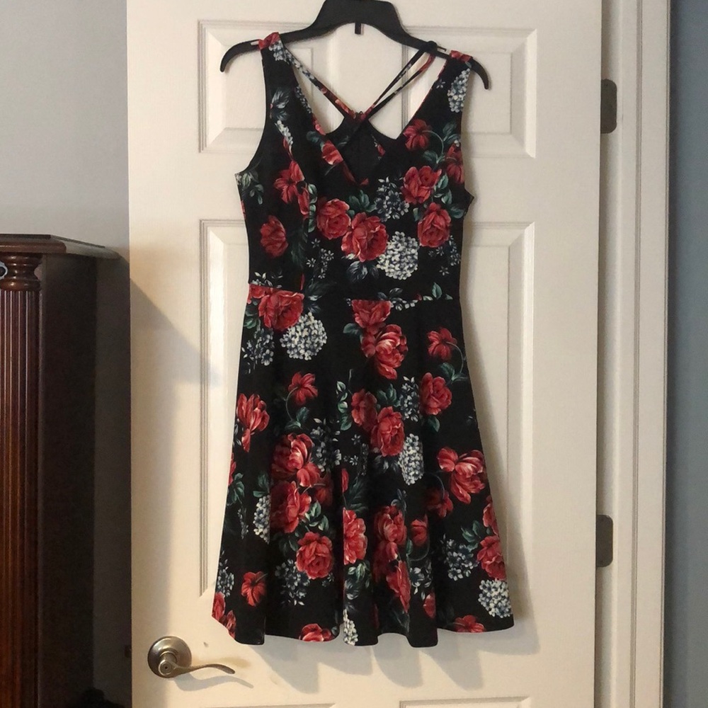 Women’s dress